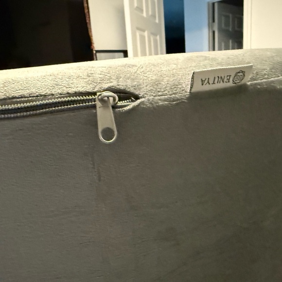 Gray Adjustable Wedge Pillow - Picture 9 of 9